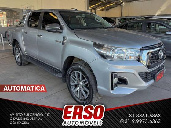 TOYOTA HILUX 2.8 SRV 4X4 CD 16V DIESEL 4P AUTOMÁTICO TOYOTA HILUX 2.8 SRV 4X4 CD 16V DIESEL 4P AUTOMÁTICO